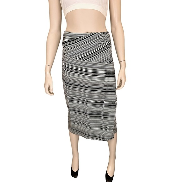 J. Jill Pencil Shirt Stripe Cotton Rayon Stretch Knit Faux Wrap Banded Tummy - Picture 13 of 15